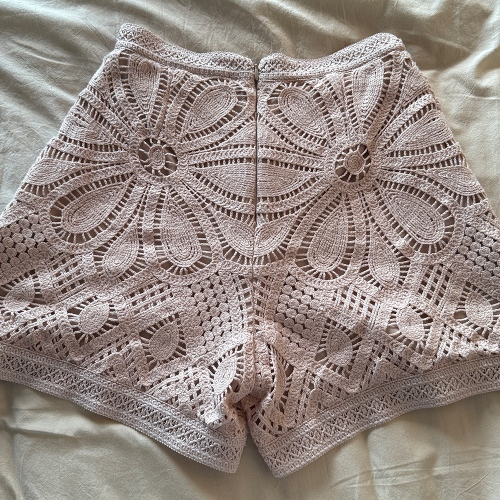 PatBO Cream Crochet High-Waist Shorts - Picture 5 of 7